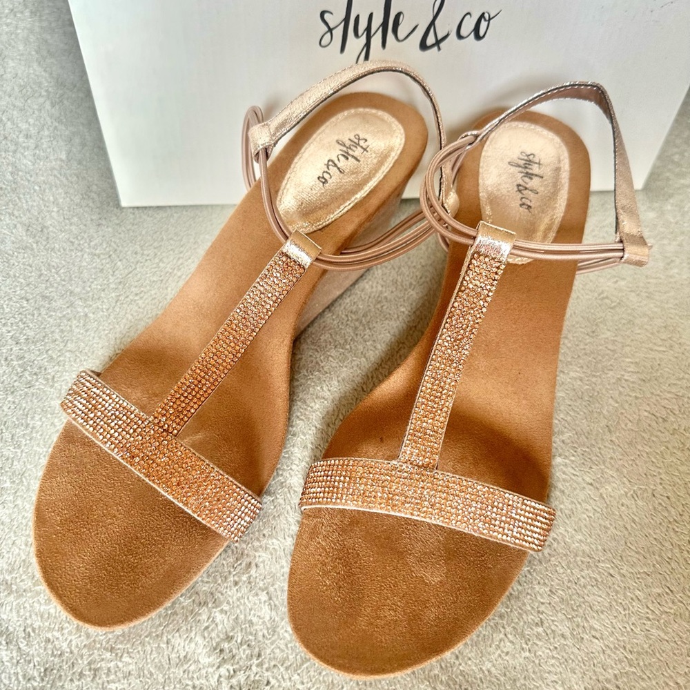 Style & Co. Women's Sparkling Tan Sandals